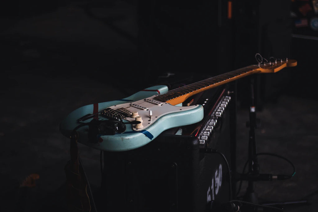 Electric vs. Acoustic: The Sound of Alternative Music