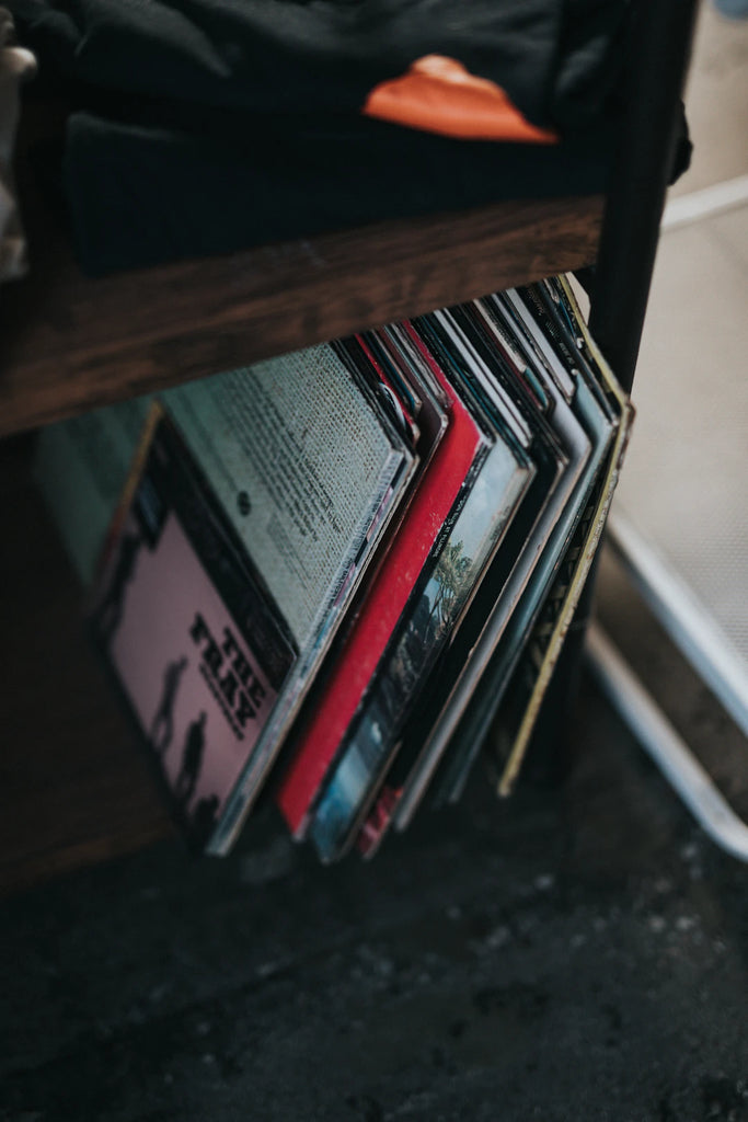 Unlocking Alternative Music: Themes and Fashion Trends
